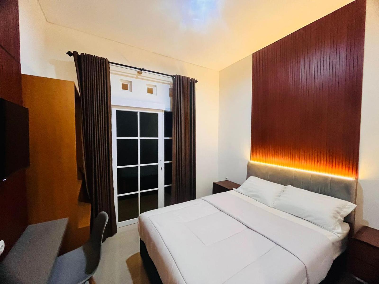 House Of Bedjo Powered By Cocotel Jogjakarta Buitenkant foto